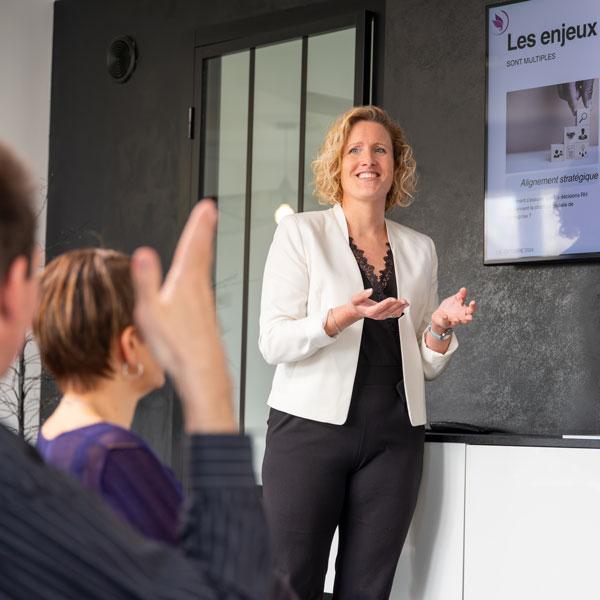 Emilie Keirsebilck, Coach professionnelle propose plusieurs offres pour l'encadrement des dirigeants